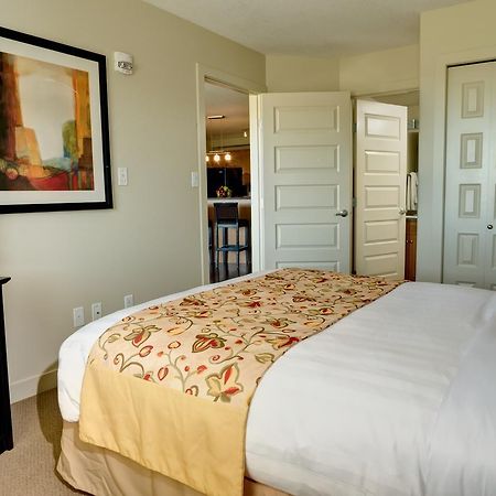 Clearwater Residence Hotel Timberlea ฟอร์ตมิคมาร์รีย์ ห้อง รูปภาพ